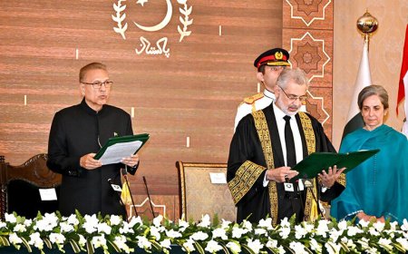 Qazi Faiz Isa took oath as the Chief Justice of Pakistan