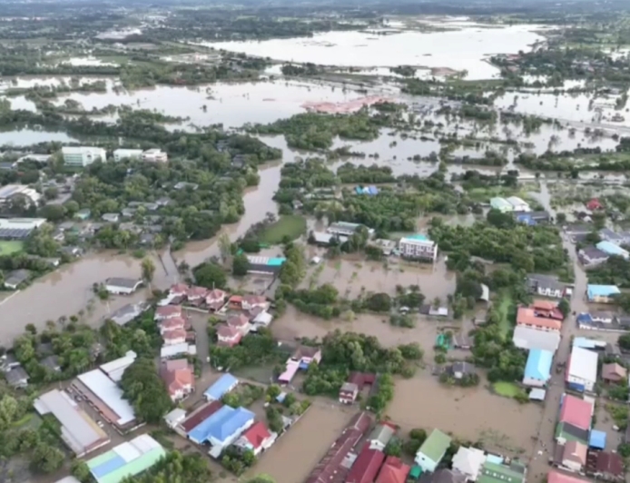 น้ำท่วมที่เพิ่มขึ้นใน 5 จังหวัดของประเทศไทย