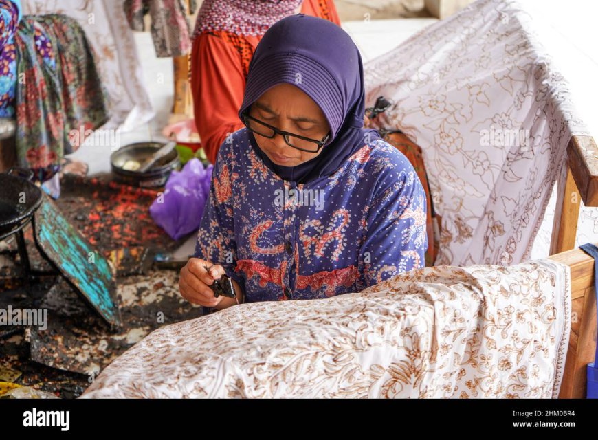 'Satu Nama, Satu Fungsi dan Satu Filosofi': Seni Batik Indonesia