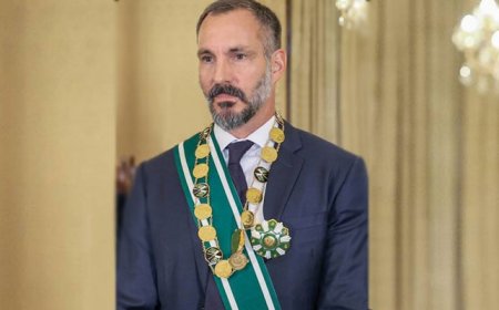 World Prince Rahim Aga Khan will be the new Imam of the Ismaili community