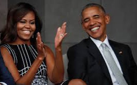 Rumors of divorce, Obama released a smiling photo with his wife