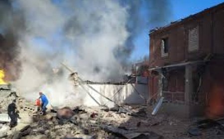 Russian airstrike on Ukraine, several killed