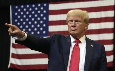 US President Trump plans to create a registry for illegal immigrants Web Desk