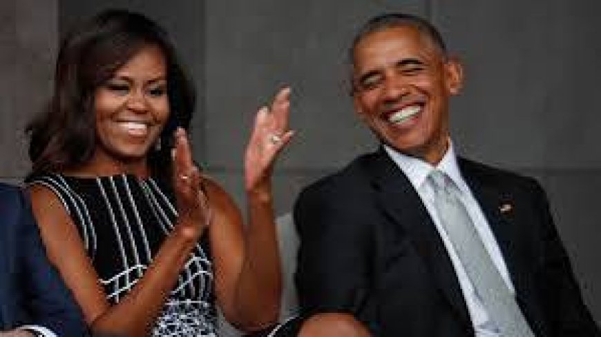 Rumors of divorce, Obama released a smiling photo with his wife