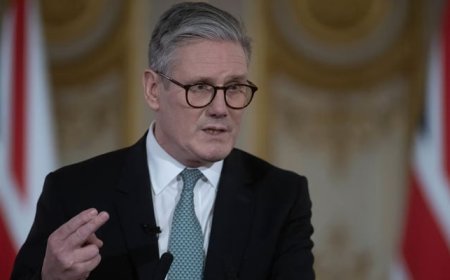 Iftar was organized by the Parliament of Great Britain, the participation of the British Prime Minister for the first time in history