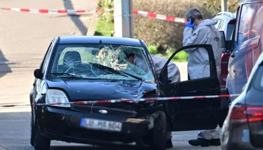 In Germany, a driver rammed a car into pedestrians, 2 people were killed