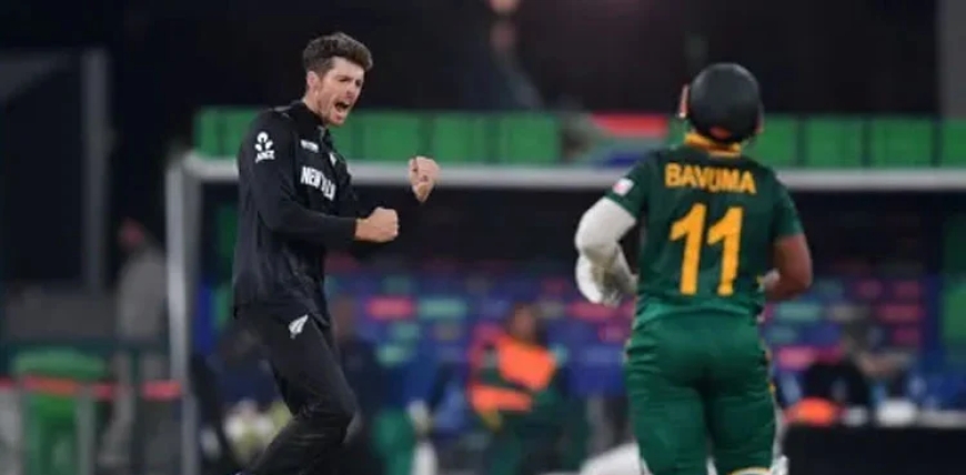 New Zealand reached the Champions Trophy final by defeating South Africa