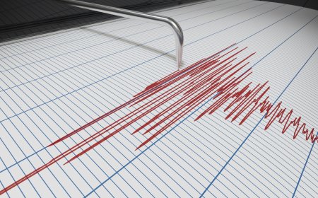 Powerful earthquake of 6.2 magnitude shakes in Istanbul