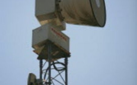 والٹن اور برکی روڈ کے اطراف فائرنگ اور دھماکوں کی آوازیں