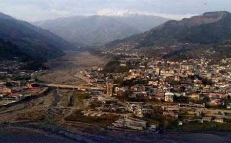 بریکنگ نیوز بزدل دشمن بھارت بوکھلاہٹ کا شکار،  گرلز ہائی اسکول کو نشانہ بنا ڈالا،