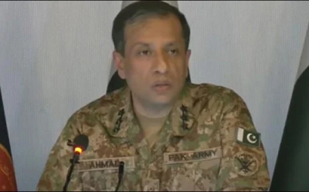 کیا بھارت کا کوئی پائلٹ پاکستان کی حراست میں ہے؟ ڈی جی آئی ایس پی آر نے بتا دیا