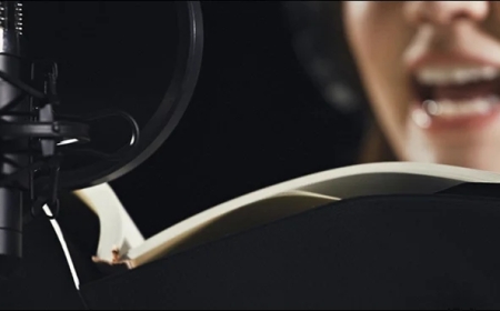 ریڈیو آر جے، ڈبنگ آرٹسٹ بننے کا خواب دیکھنے والے نوجوانوں کے لیے خوشخبری